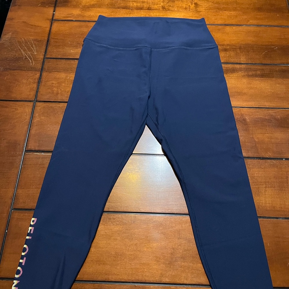 Peloton Kids Dark Blue Leggings with Pink Logo
